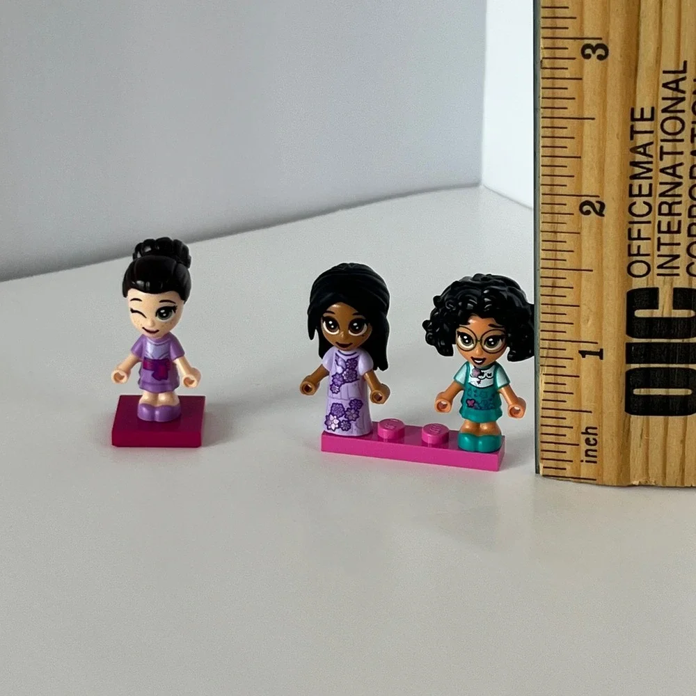 LEGO Disney Encanto Mirabel Isabela Luisa Madrigal Micro-doll Figures‎ magical